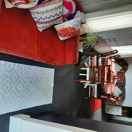 Intrepid Bed & Breakfast Christchurch Eksteriør bilde