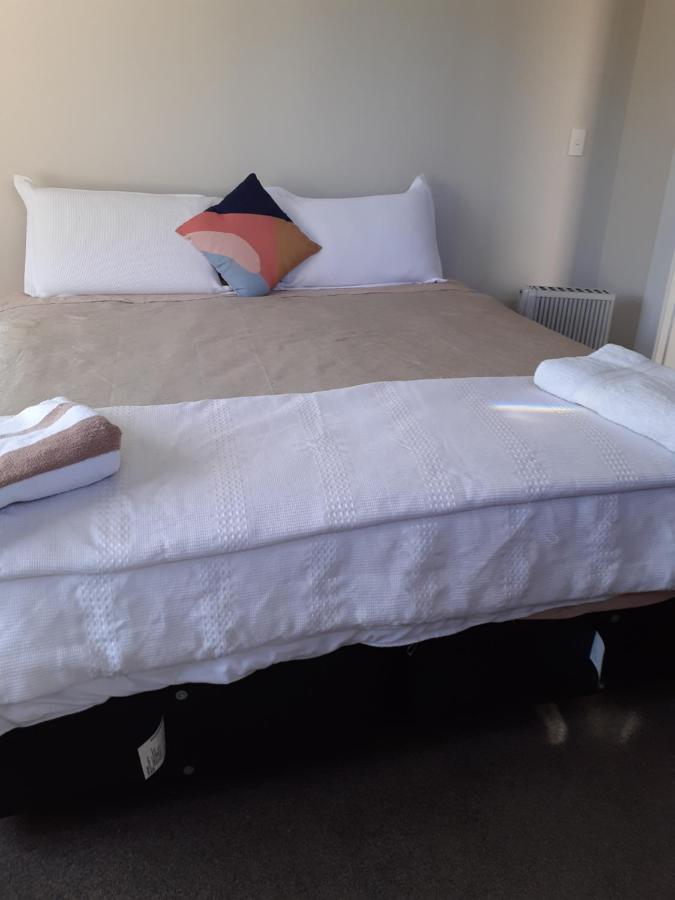 Intrepid Bed & Breakfast Christchurch Eksteriør bilde